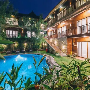 Karang Lila Bhuana Hotel