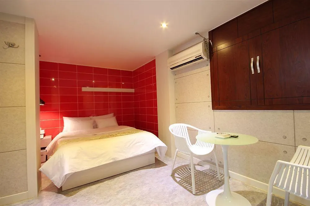 Fiona Hotel Seoul 2*,  South Korea