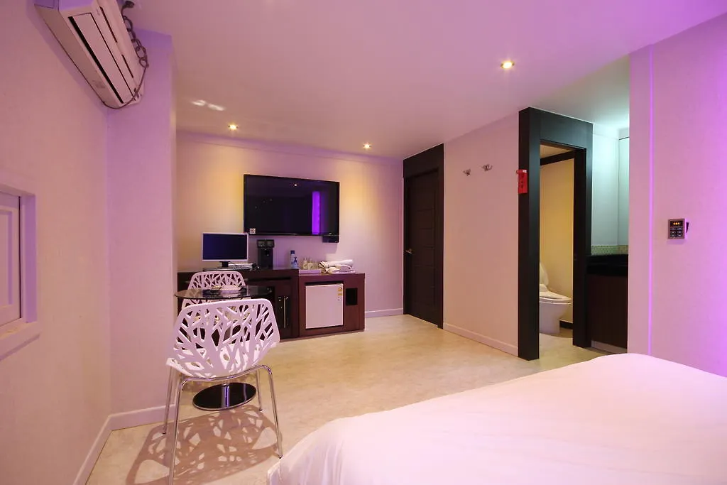 Fiona Hotel Seoul
